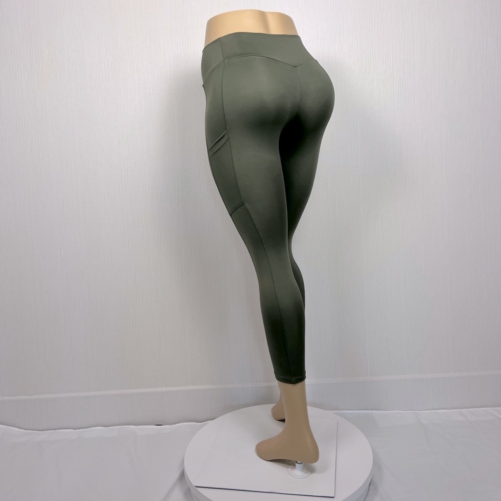 New collection, 85%Polyester 15%
Spandex!